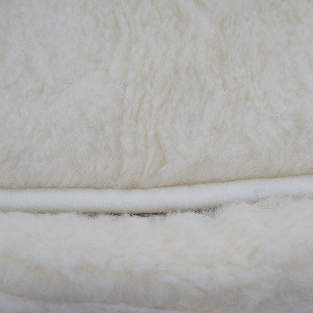 Merino Wool Pet Bed - Natural (White) – Rainhall